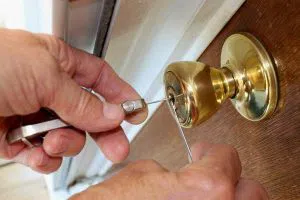 Key store Locksmith Los Angeles, CA 310-359-6640 Key store Locksmith Los Angeles, CA 310-359-6640